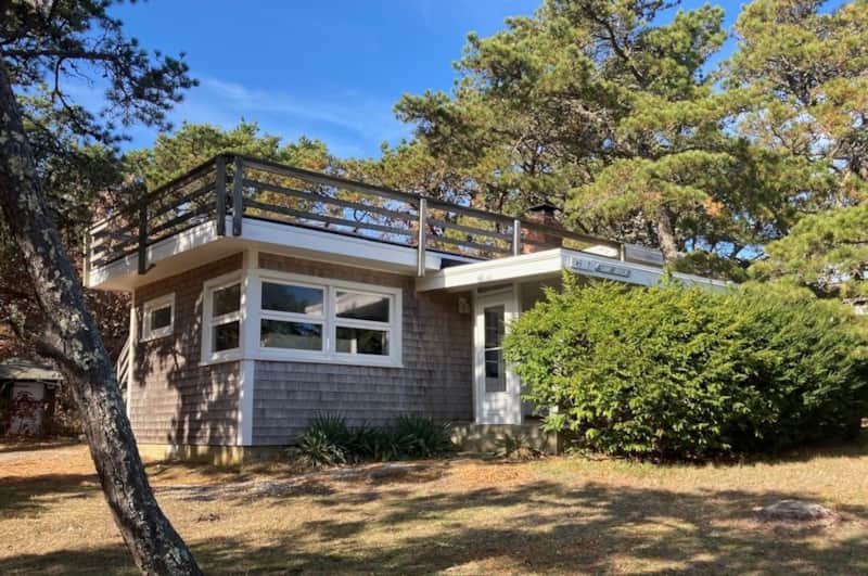 Surf Rider in Wellfleet MA is a Cape Cod Cottage Rental