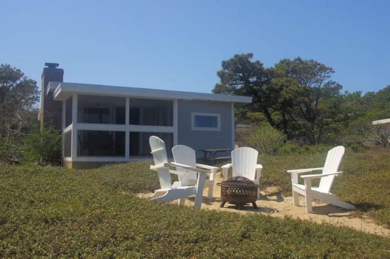 Surf View in Wellfleet MA is a Cape Cod Cottage Rental